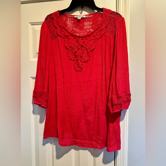 Zac & Rachel Tops - Zac & Rachel Woman pink floral lace blouse size 2X